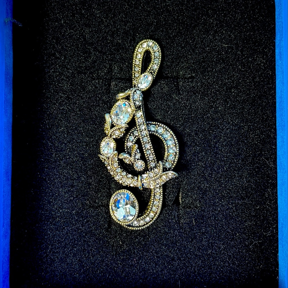 Heidi Daus Brooch Pin